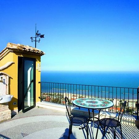B&B La Torretta Sul Borgo Grottammare Εξωτερικό φωτογραφία