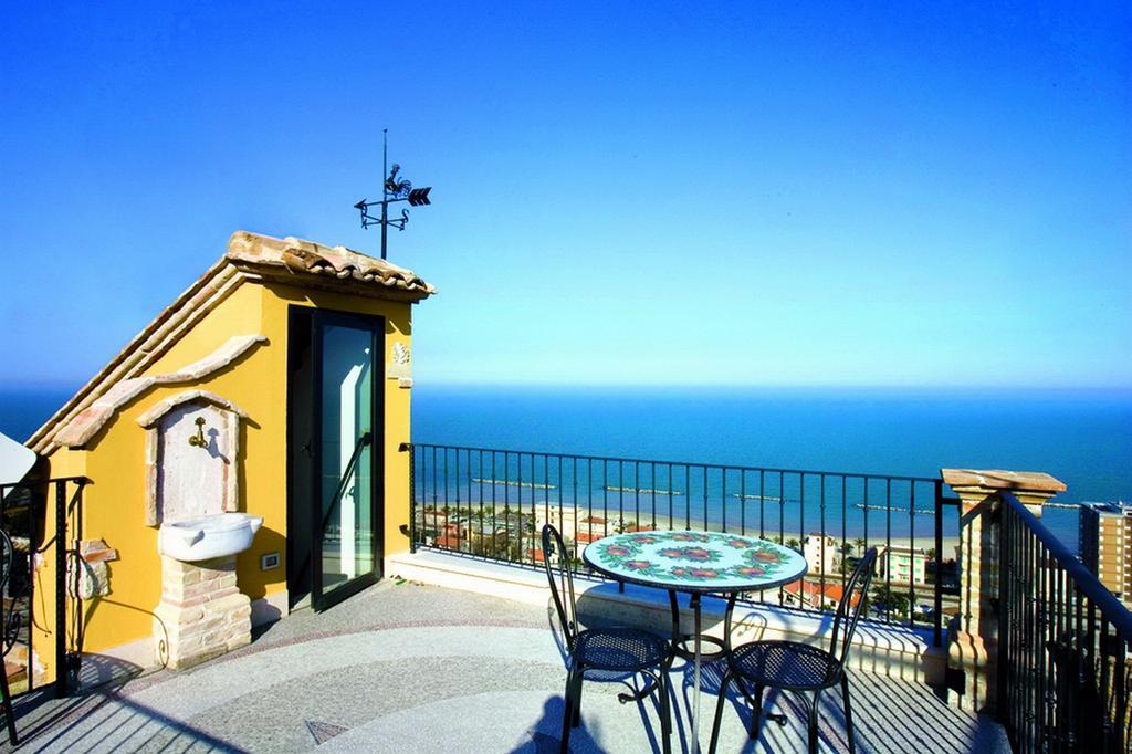 B&B La Torretta Sul Borgo Grottammare Εξωτερικό φωτογραφία