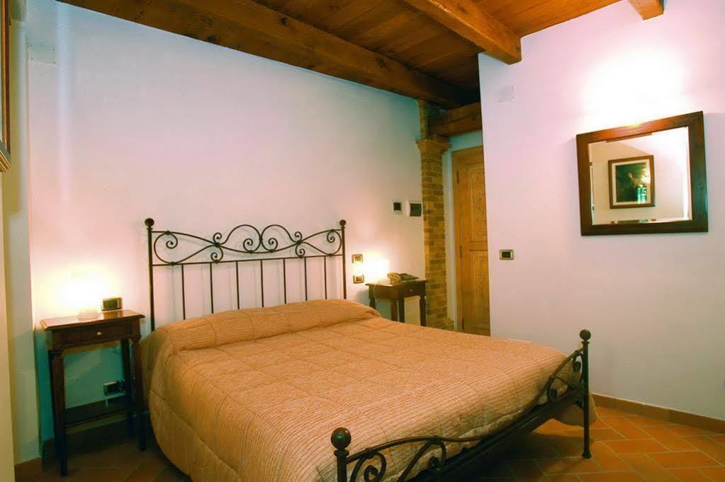 B&B La Torretta Sul Borgo Grottammare Εξωτερικό φωτογραφία